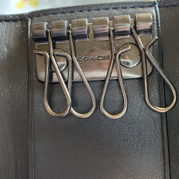 Coach Keyholder - Picture 7 of 13